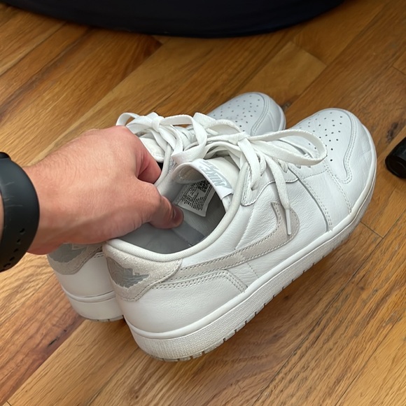 Jordan 1s - Picture 4 of 4